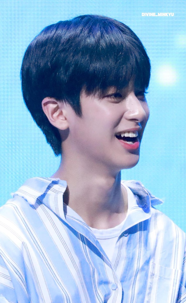 se_010312's tweet photo. 인생이 너무 무료해 너네가 필요해 #우리_디어나인만_믿어 https://t.co/YwI6JgLhMH