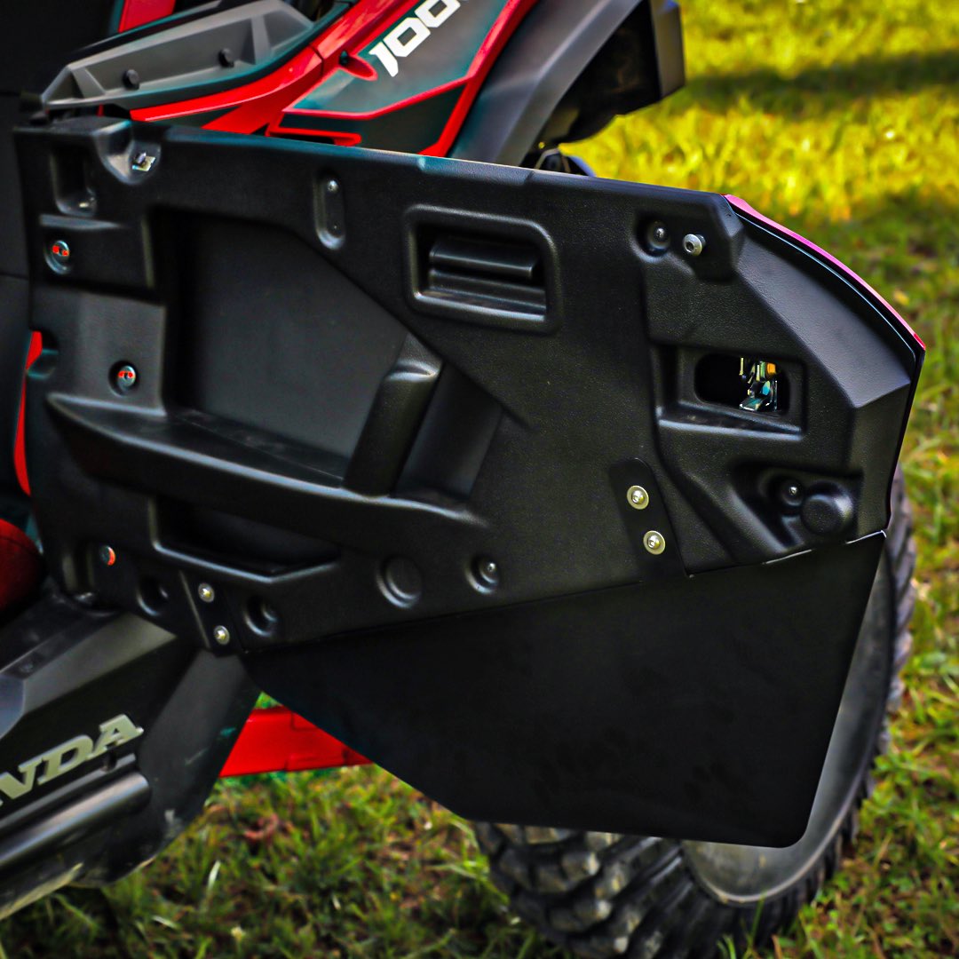 superatvtweet's tweet photo. π¨ Our Honda Talon 1000X and 1000R Aluminum Lower Doors are lightweight and durable, contoured to match your Talonβs curves giving it a sleek look. Available now at https://t.co/Ukjx1BdX8Y
#superatv #satv #honda #hondatalon #talonr #talonx #doors #utv #sxs #utvdoors #freeshipping https://t.co/rTqdiroaMG
