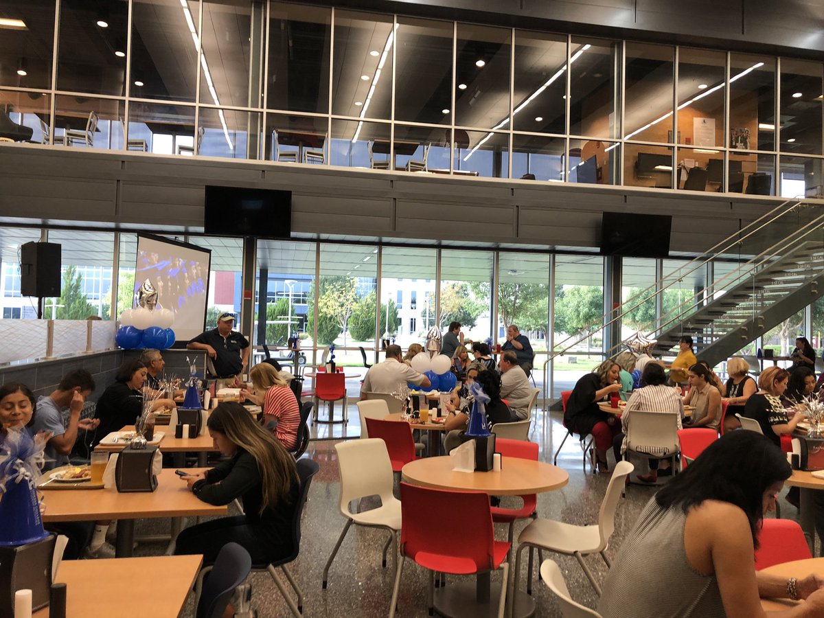 OdessaCollege's tweet photo. We are glad to have everyone back on campus! #WelcomeBreakfast https://t.co/Ia7KAyuSaQ