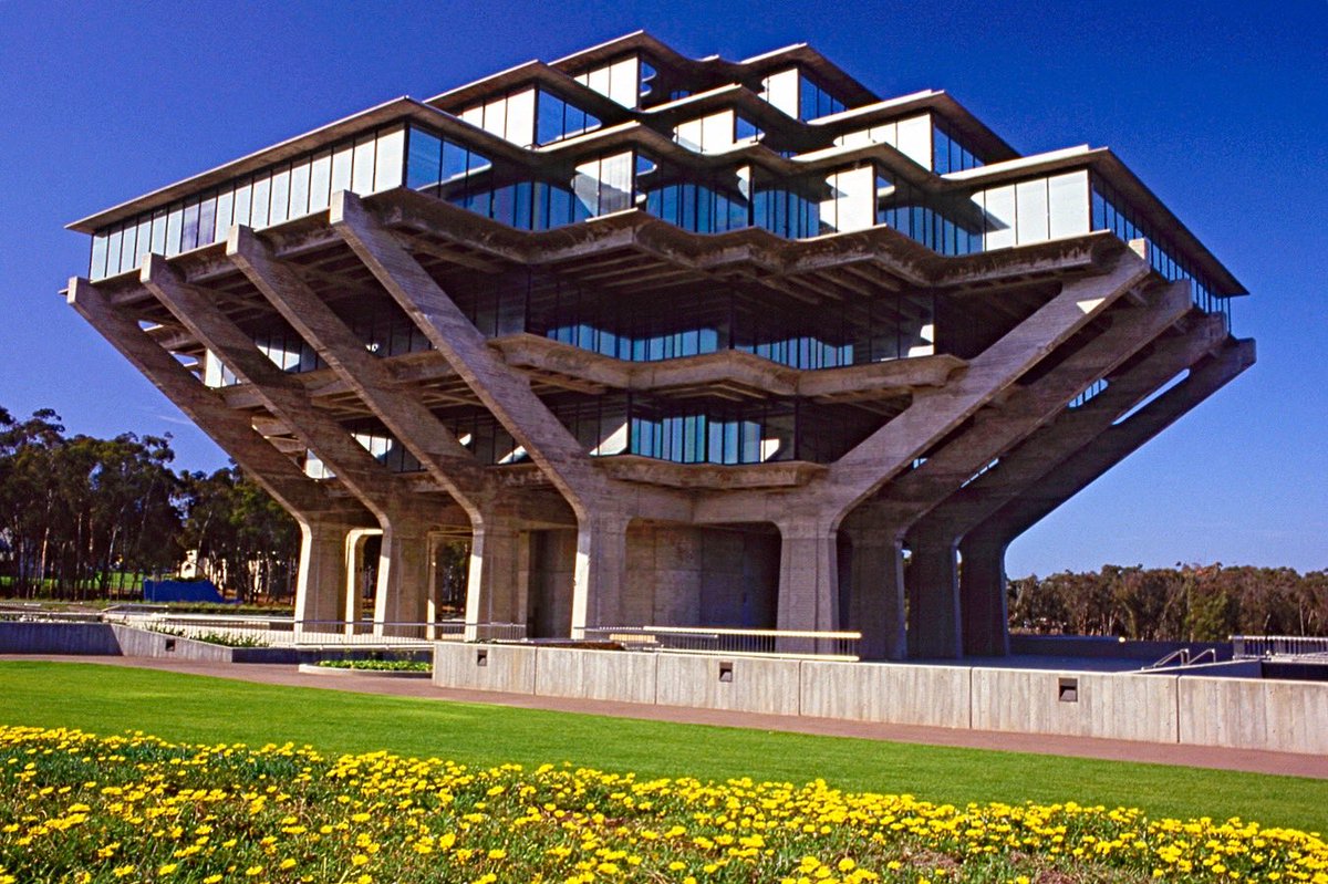 StudioSchatto's tweet image. @VisitCA @visitsandiego
#universityofcaliforniasandiego #geisellibrary #futuristic #architecture #lajolla #sandiego #california
#architecturephotography #editorialphotography #mediaphotography #promotionalphotography #urbanphotography #travelphotography by studioschatto.com