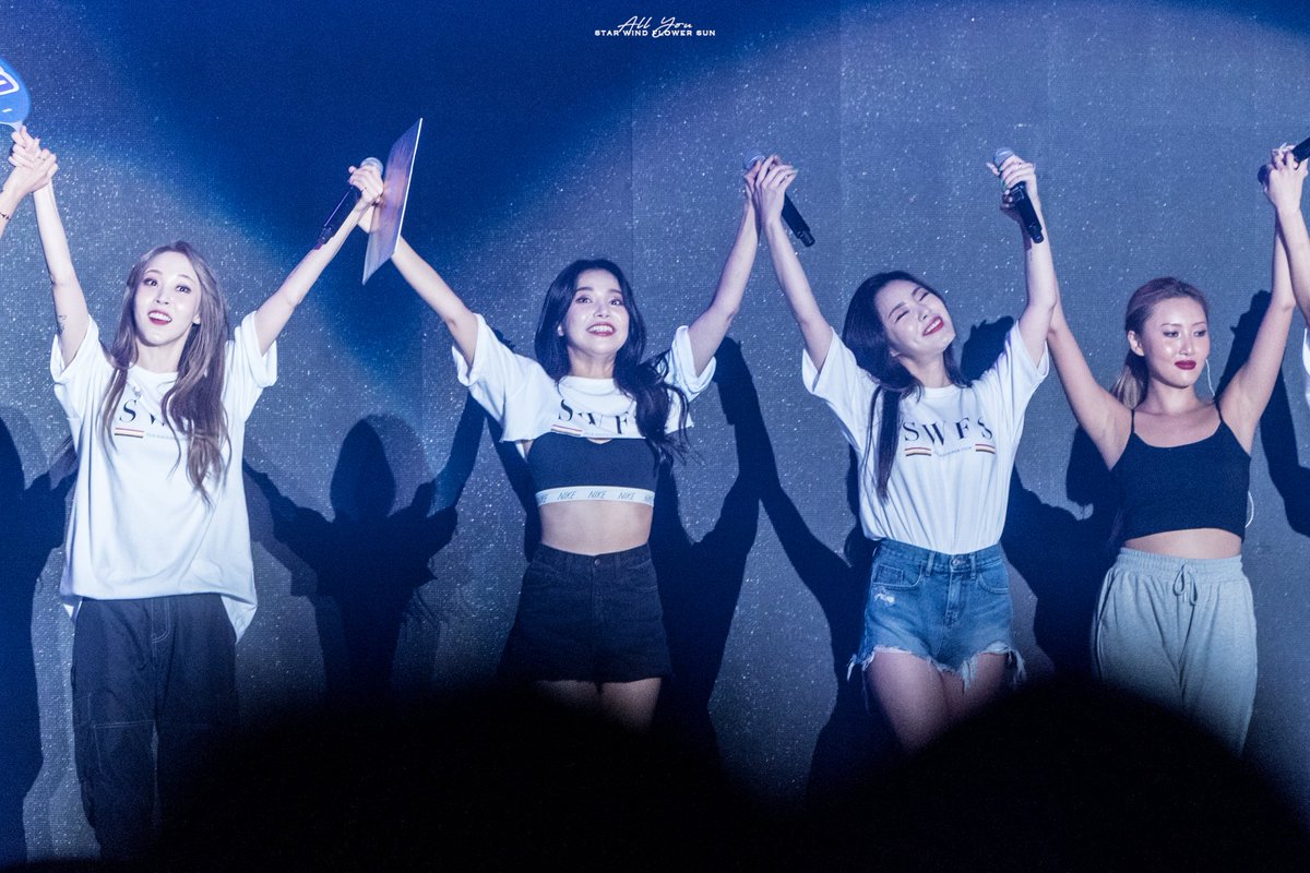 MMM_AllYou's tweet photo. 190728 마마무 콘서트 '4season F/W in 대구’

사계절의 향기가 아직 가득하다 :D

#마마무 #MAMAMOO #솔라 #문별 #휘인 #화사
#SOLAR #MOONBYUL #WHEEIN #HWASA https://t.co/4BK1CstuQ8