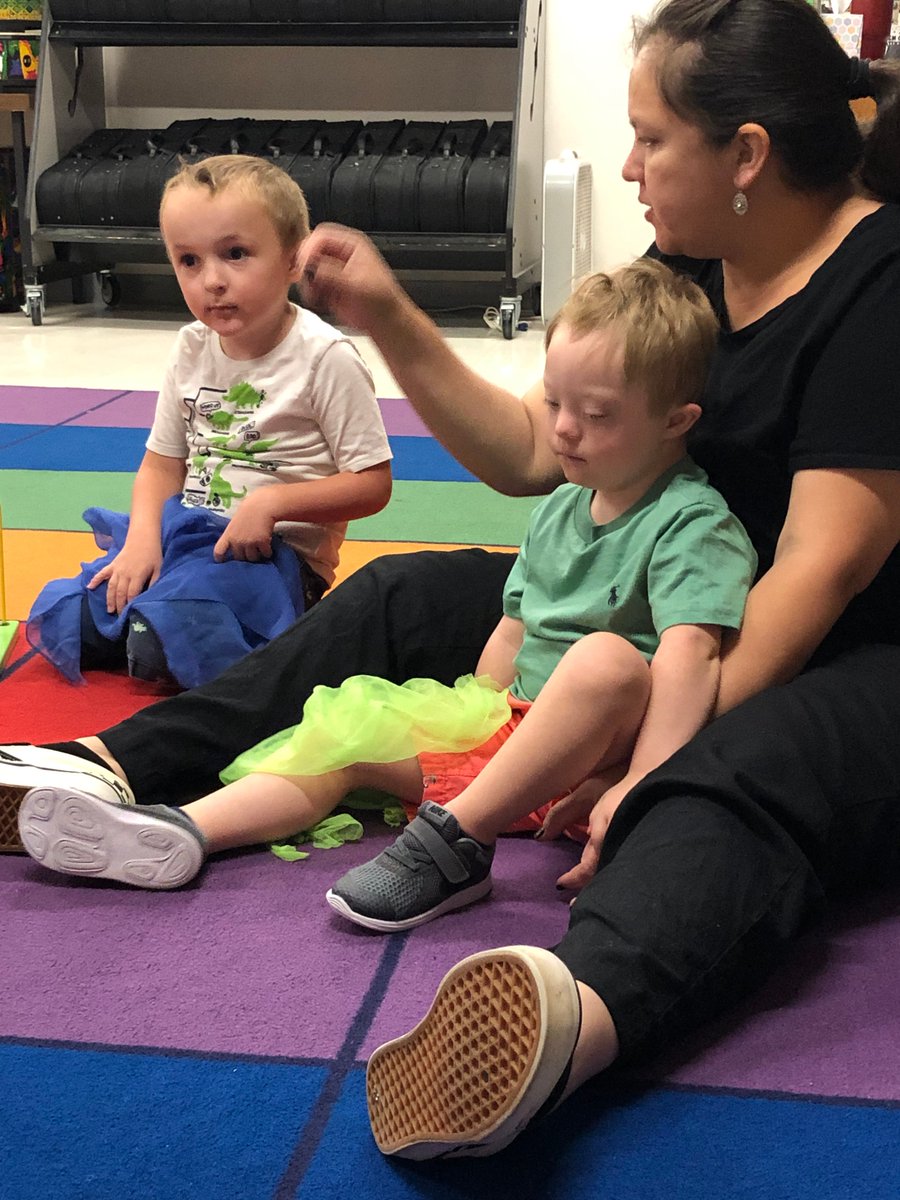 NGE_AplusSchool's tweet photo. Pre K is the grade level of the week! Today, Mr. Jackson led Pre K in finding the rhythm of the music with scarves!

@ABSSWeb 
#PreKRocks #GradeLevelOftheWeek #SpecialsRocks https://t.co/SKcreuzkhw