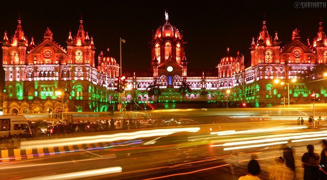AnitTweets's tweet photo. Mumbai To New York!
Delhi To Dubai!
India To Abroad Every Where Indians Celebrating #IndependenceDayIndia &amp; Saluting Our National Heroes!

Wishing you all a very #IndependenceDay!

Jai Hind! #IAMINDIAN 🇮🇳 https://t.co/gOPN7qPTUn