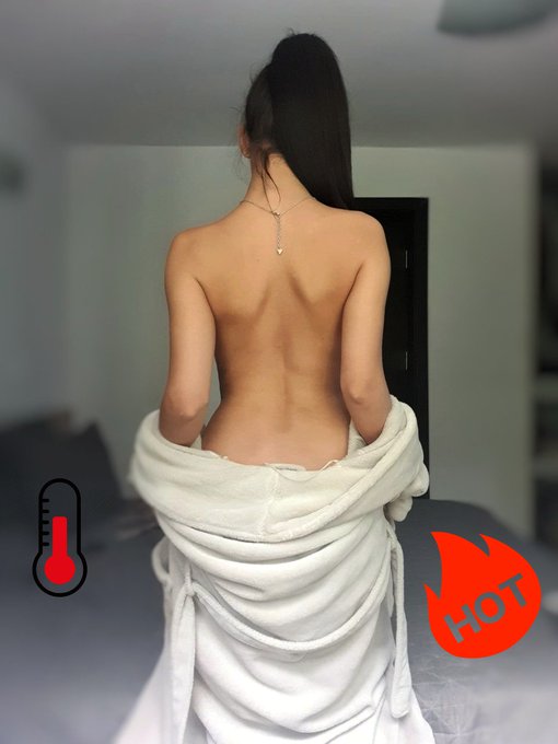 #Humpday #Booty #SexyAF #Bootylicious  It's gettin'🔥 hot in here... Definitely will make me take off<a href="/tag/humpday"class="tags">#Humpday</a><a href="/tag/booty"class="tags">#Booty</a><a href="/tag/sexyaf"class="tags">#SexyAF</a><a href="/tag/bootylicious"class="tags">#Bootylicious</a>