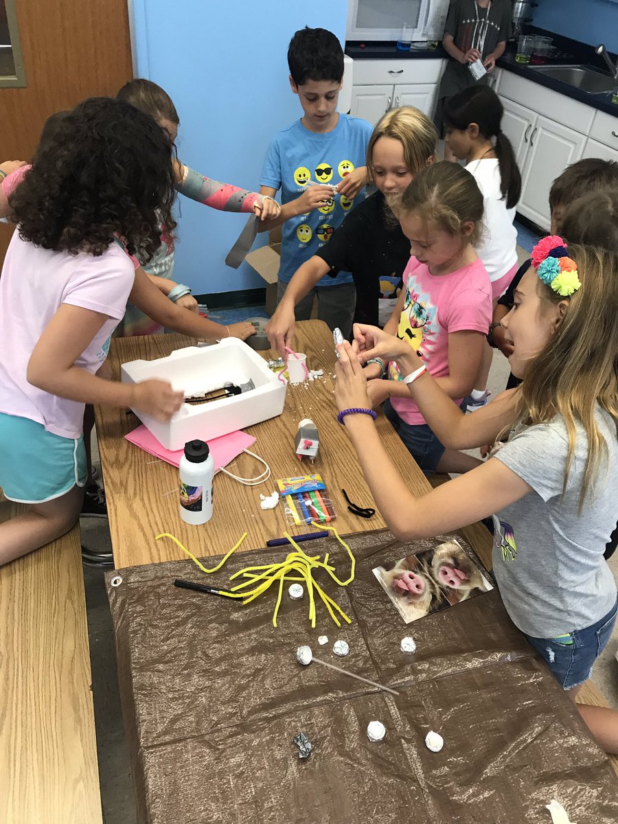 OSDINVENT's tweet photo. Getting technical in Farm Tech! @Misssimmons14 @OSchoolsPR @CampInvention https://t.co/C0UXeo7pgL