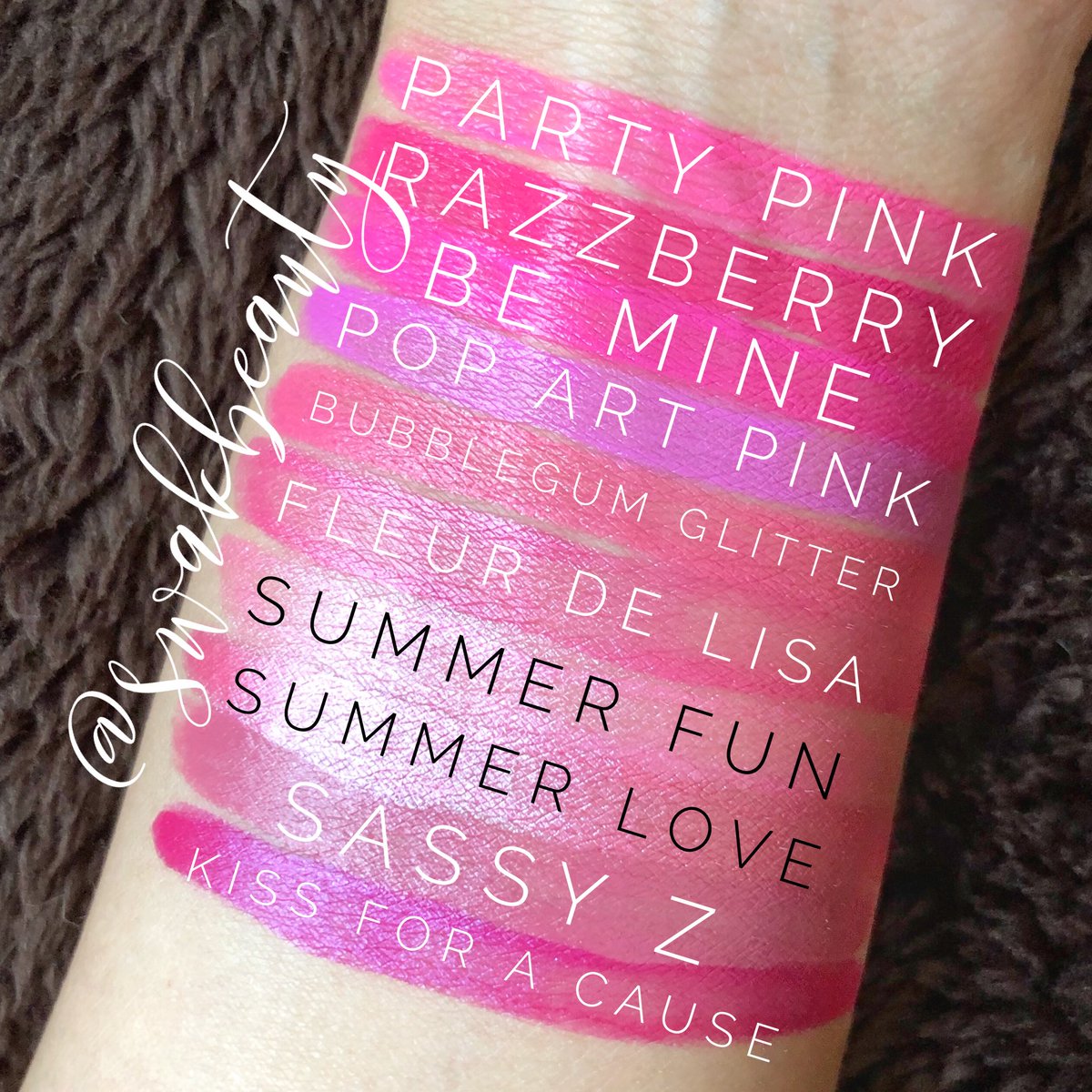 swakbeauty's tweet photo. I’m so excited that PARTY PINK is heading back into stock ... it’s been WAY too long!! 🙌🏼 This is the truly the #barbiepink of your dreams! 💗🤩
#partypink #partypinklipsense #lipsensepartypink #pinklipstick #pink #lovepink #makeupswatches #lipstickswatches #lipsense #swakbeauty https://t.co/VBXWG1I5Bc