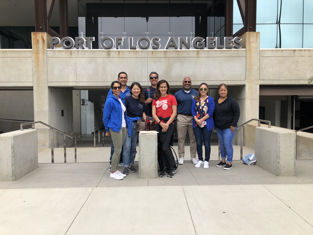EXPfutureorg's tweet photo. 7 teachers from Barton Hill Elementary in San Pedro started their Externship week at @PortofLA & @lami_topsail. They're now training onsite our other partners Ports America, Marine Exchange of SoCal @Microsoft @socalgas . #opportunityengine #externship #teachers https://t.co/TbQjyZC1yq