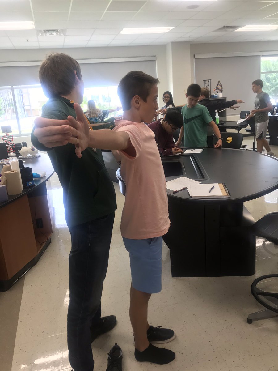 WaltersPAPBio's tweet photo. Testing Vitruvius’ theory....#M9GameOn #BioisFun https://t.co/tye1EligIs