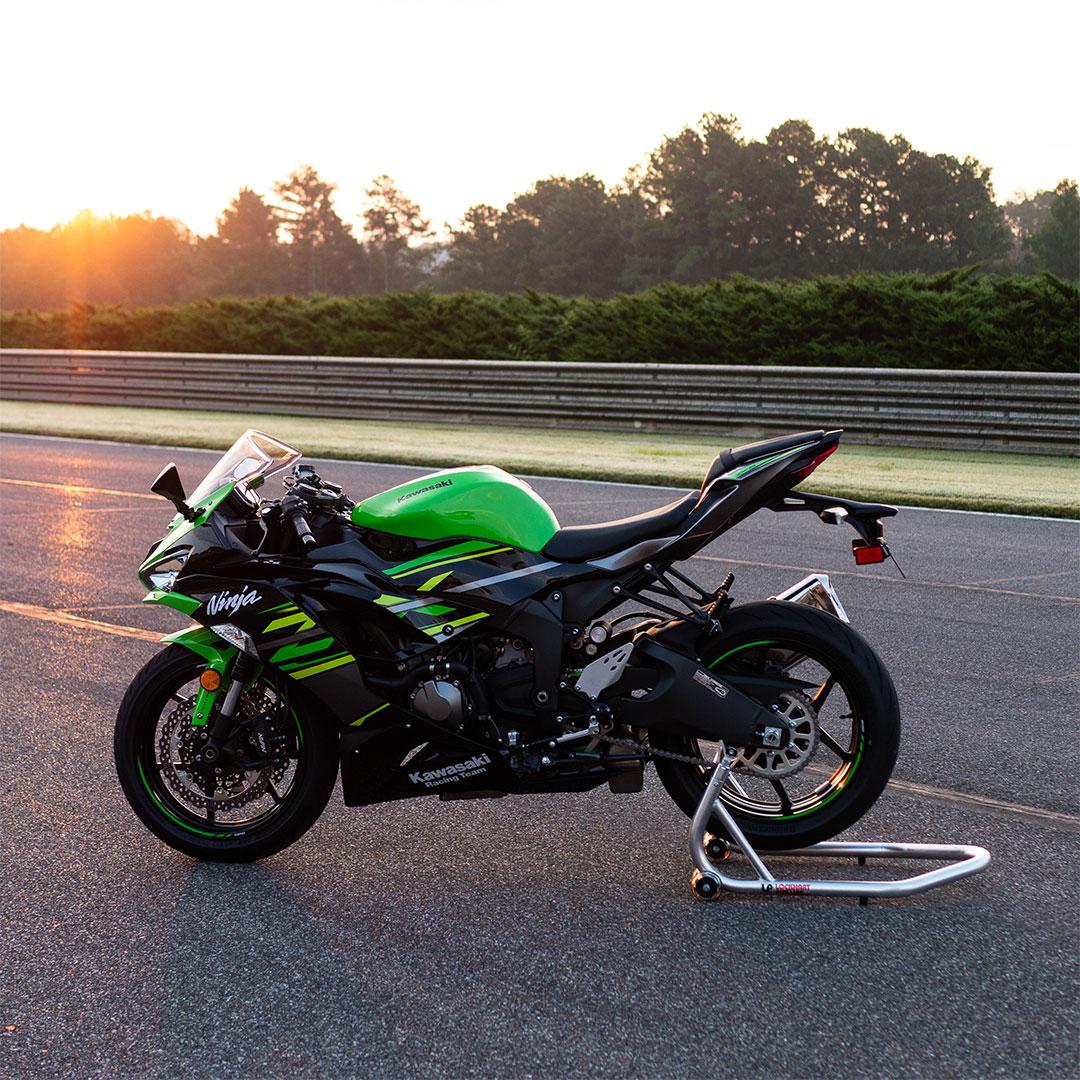 KawasakiUSA's tweet photo. The perfect sunset after a perfect day at the track. #Ninja #ZX6R https://t.co/2S3i4pOl6u