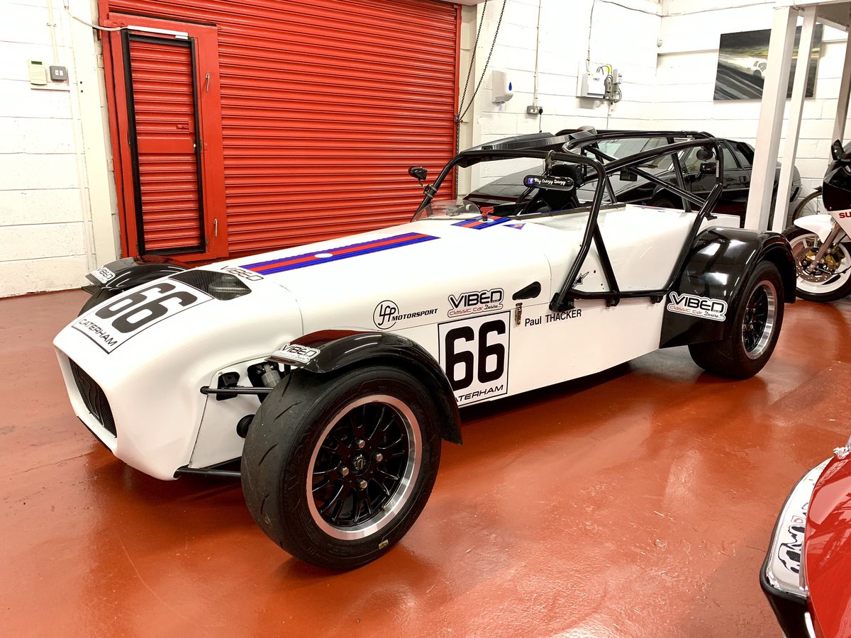 VibedClassics's tweet photo. AVAILABLE NOW... 😍 This 420R has been Team ran from new in 2015 so no expense spared when it comes to servicing and keeping race ready.  Used a handful of times during 2017/18 and unused this year.  Immaculate and ready to RACE 
All info at https://t.co/i2aNNaWRJh #caterham https://t.co/2Vu8uGwSia