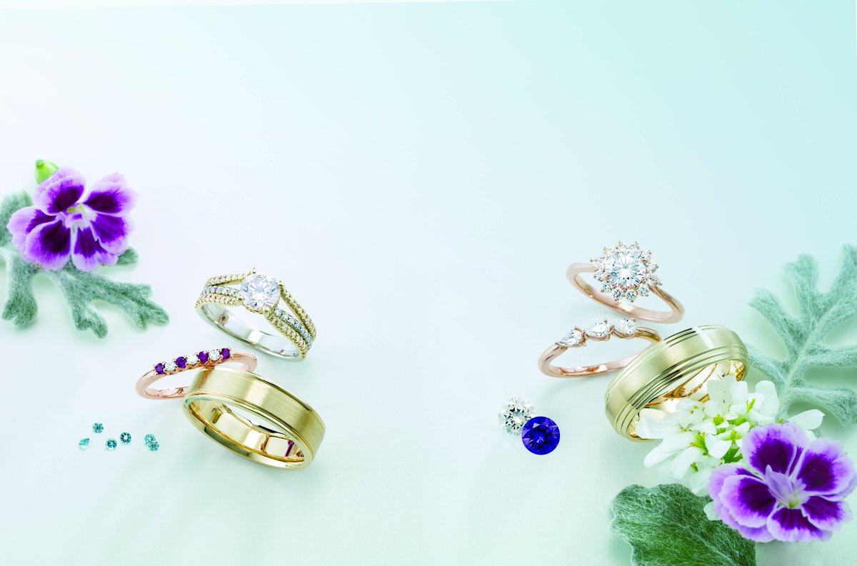 MoijeyDiamonds's tweet photo. We love mixing and matching. Which set is your favorite?
.
.
.
.
.
#Diamonds #Moijey #MoijeyDiamonds #Jewelry #Marriage #BlackBusinesses #LikesForLikes #FollowForFollowback #Love #Engagement #DSmith #Shop  #FatimaPR #Roses #BeyondTheCarat #Rings https://t.co/7ePLJpCbrs