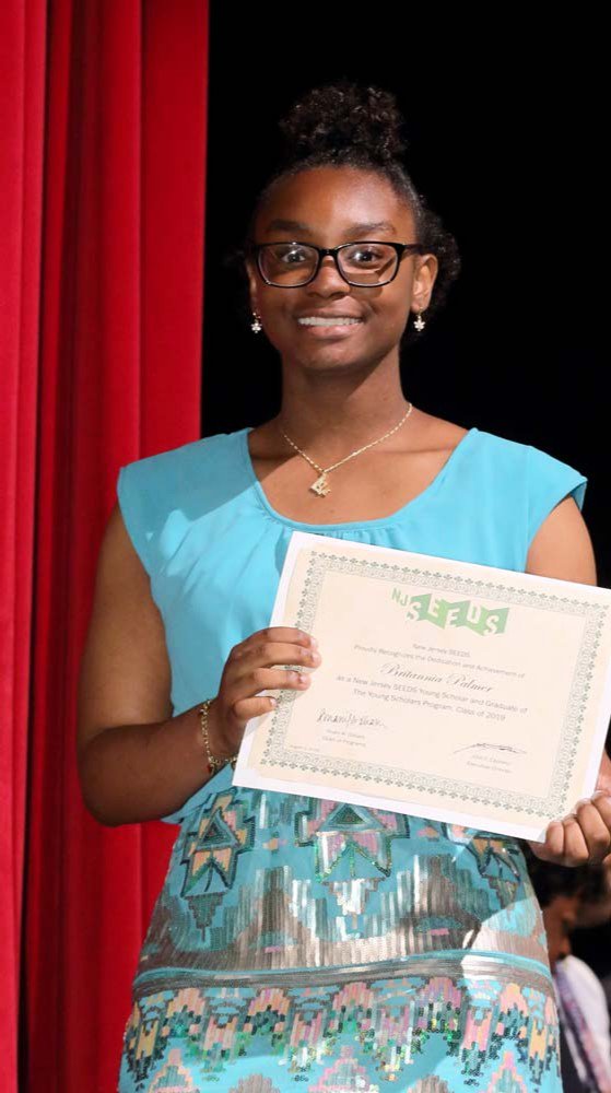 SEEDSAccess's tweet photo. Congrats Scholars and Young Scholars in the Class of 2019! Graduates will enroll in 72 selective middle & high schools across 14 states, and will receive more than $4.7M in financial aid from their new schools. Photos: https://t.co/PUOsKEVpGB. #seedssummer #njseedsgraduates https://t.co/SEQ6O6NNzI