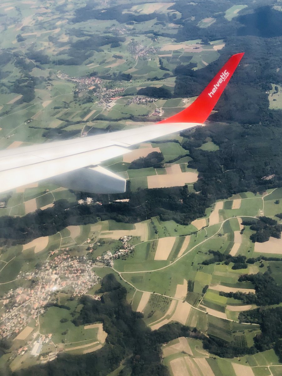 Today it was off to Switzerland to see Zürich based clients of old to go through the latest bespoke commissions using only the finest of Great British fabrics.

#bespoketailoring #tailor #suit #tailormade #bespoke  #tailoring #2piecesuit #eveningsuit #bespoketailor