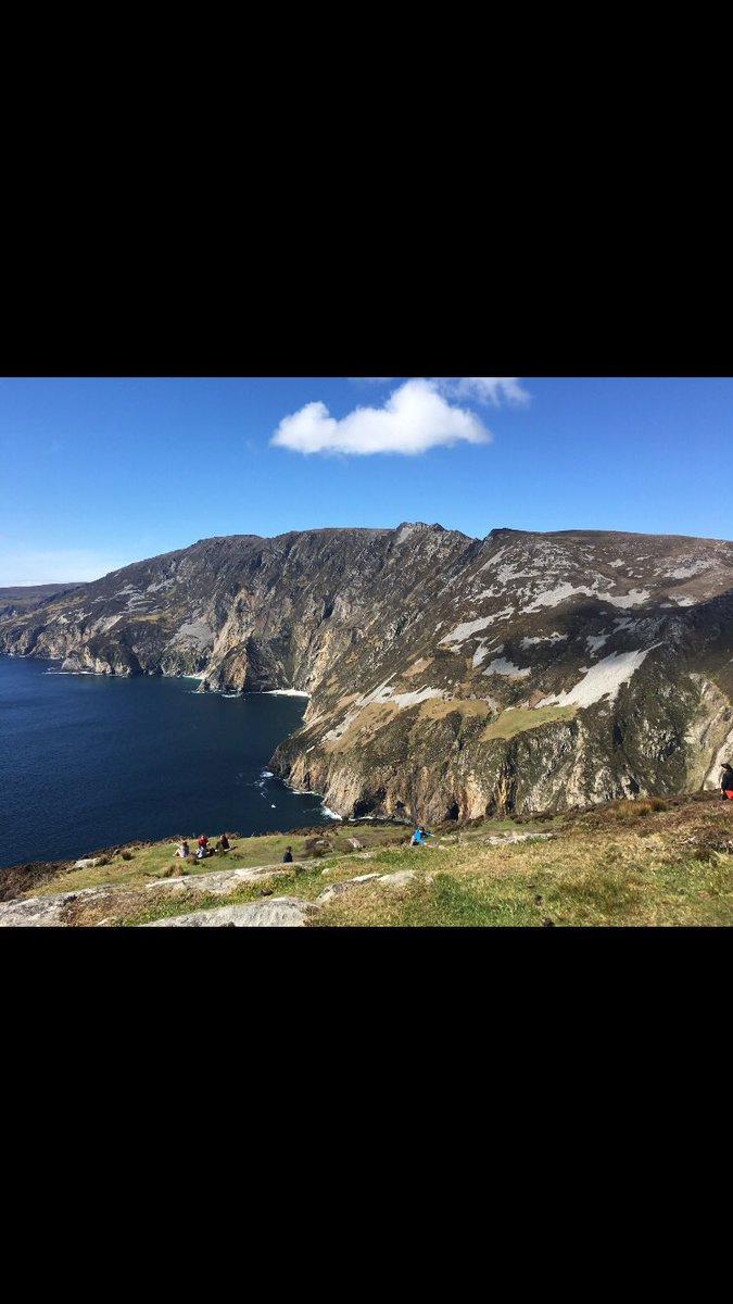 orla_howells's tweet photo. At a recent pub quiz I learned that Donegal has the longest coastline in Ireland - and look how stunning it is! 🌊 💙 #lovedonegal https://t.co/85cA62lV8L