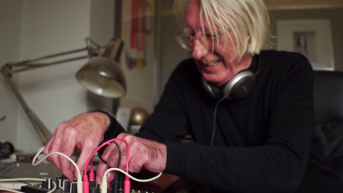 People In A Film - a documentary about Wire tweet media
