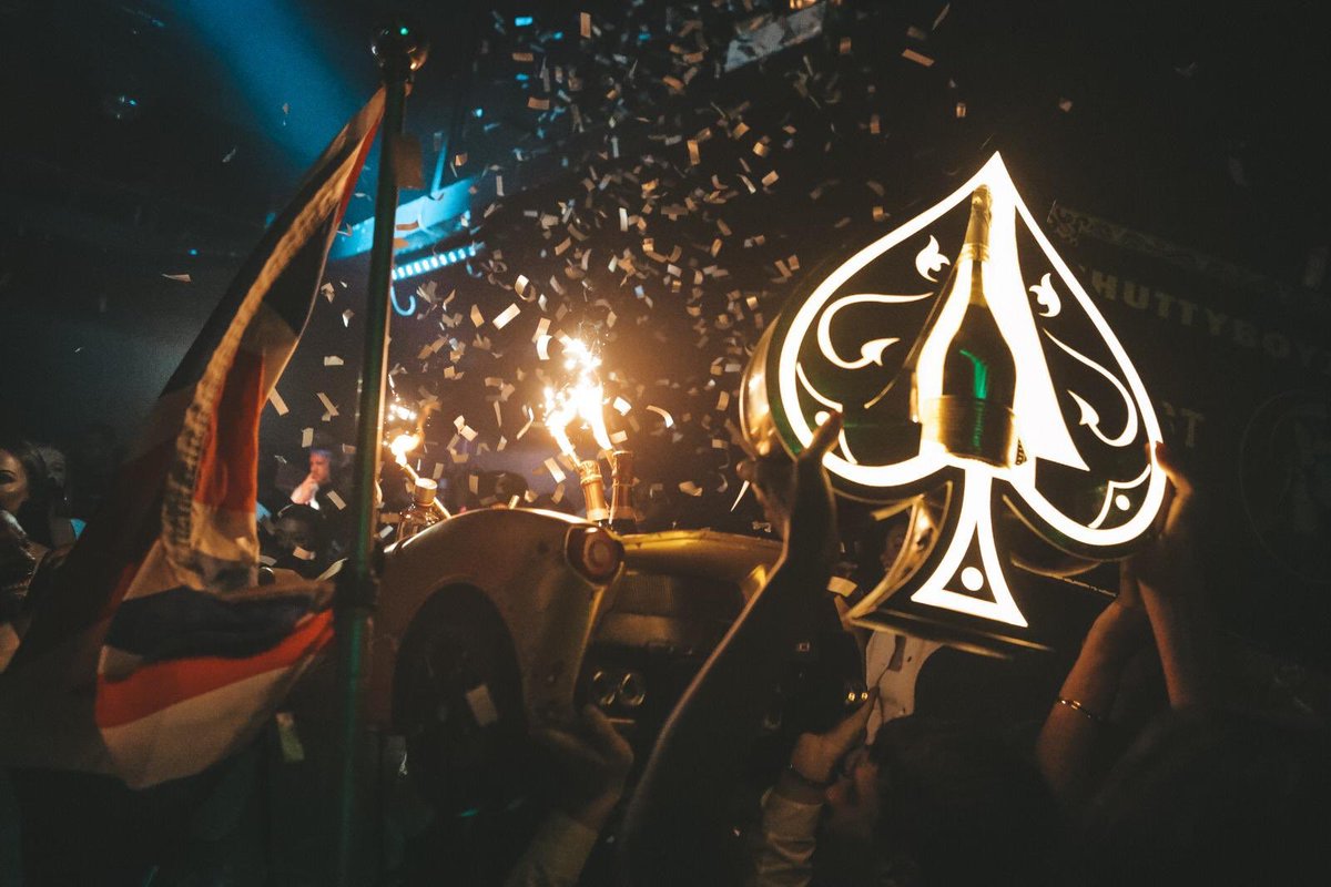 101Nightclub's tweet photo. #101LIFESTYLE

🤩🍾✨ https://t.co/vXvYOKPIvd