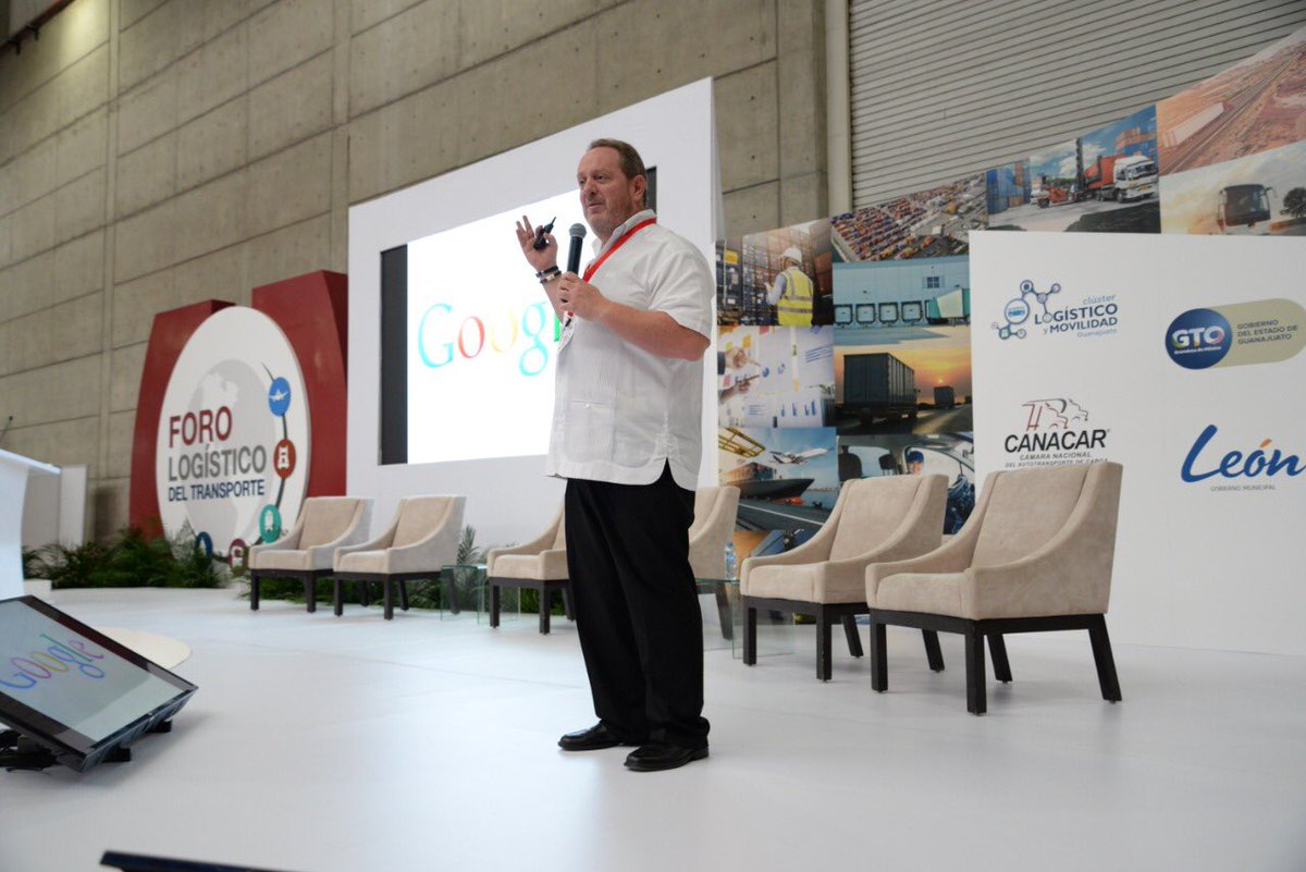 startupmexico's tweet photo. Ayer nuestro shark, @mdantus, participó en el Foro Logístico del Transporte 2019 en #León.

El evento se enfocó en fortalecer sinergias e innovar en las soluciones logísticas para generar resultados en temas de seguridad, vialidad y todos aquellos relacionados al sector. https://t.co/vyZ6UDta3q