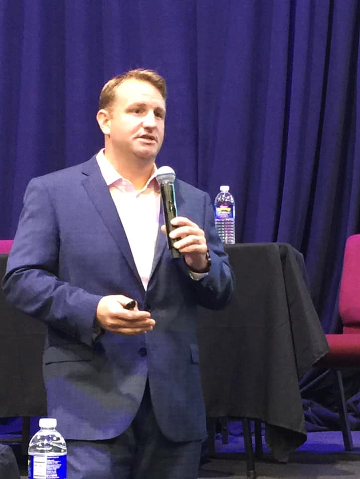 LeadSyr's tweet photo. Andrew Fish @CenterStateCEO says Central New York is shifting toward holistic economic development and "creating a place where businesses thrive and people prosper." #LGS #LeadSYR #EconomicDevelopment #Syracuse https://t.co/gZH34qbsgu