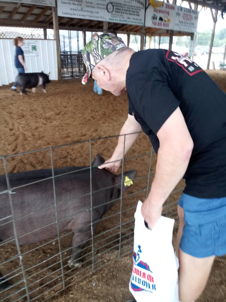 NorthpointeOaks's tweet photo. Senoir Day at the Muskingum County Fair!#TrilogyLiving @TrilogyLiving #Simplesummerpleasures https://t.co/FUyhPu2qbx