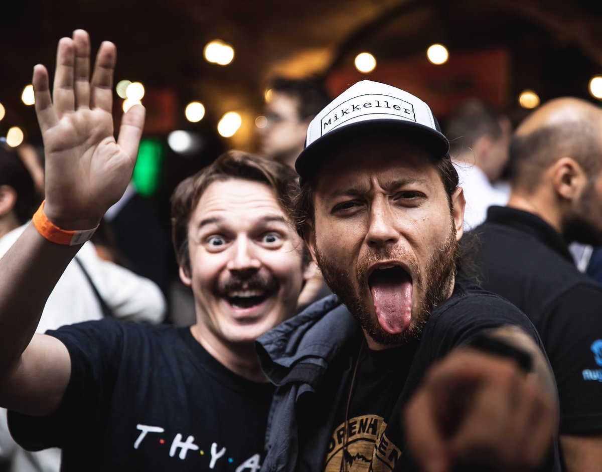 LCBFestival's tweet photo. Well there we go guys, another festival done. π± As promised we've uploaded a selection of our favourite pics to our Facebook page so be sure to head over and tag yourselves in the comment. Here's a couple to tide you over... #LCBF19 https://t.co/6vouhsWMzD