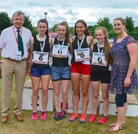 CorkCitySports's tweet photo. The Relay race for female Gaelic footballers is a brand new event taking place this evening at the BAM Cork City Sports International Athletics Meet. Best of luck to all involved! @BAMIrl_  @C103Cork @Corks96FM @officialgaa @IrishGaa1 #ladiesgaa #irishgaa #GAA https://t.co/d5pohkD2Da