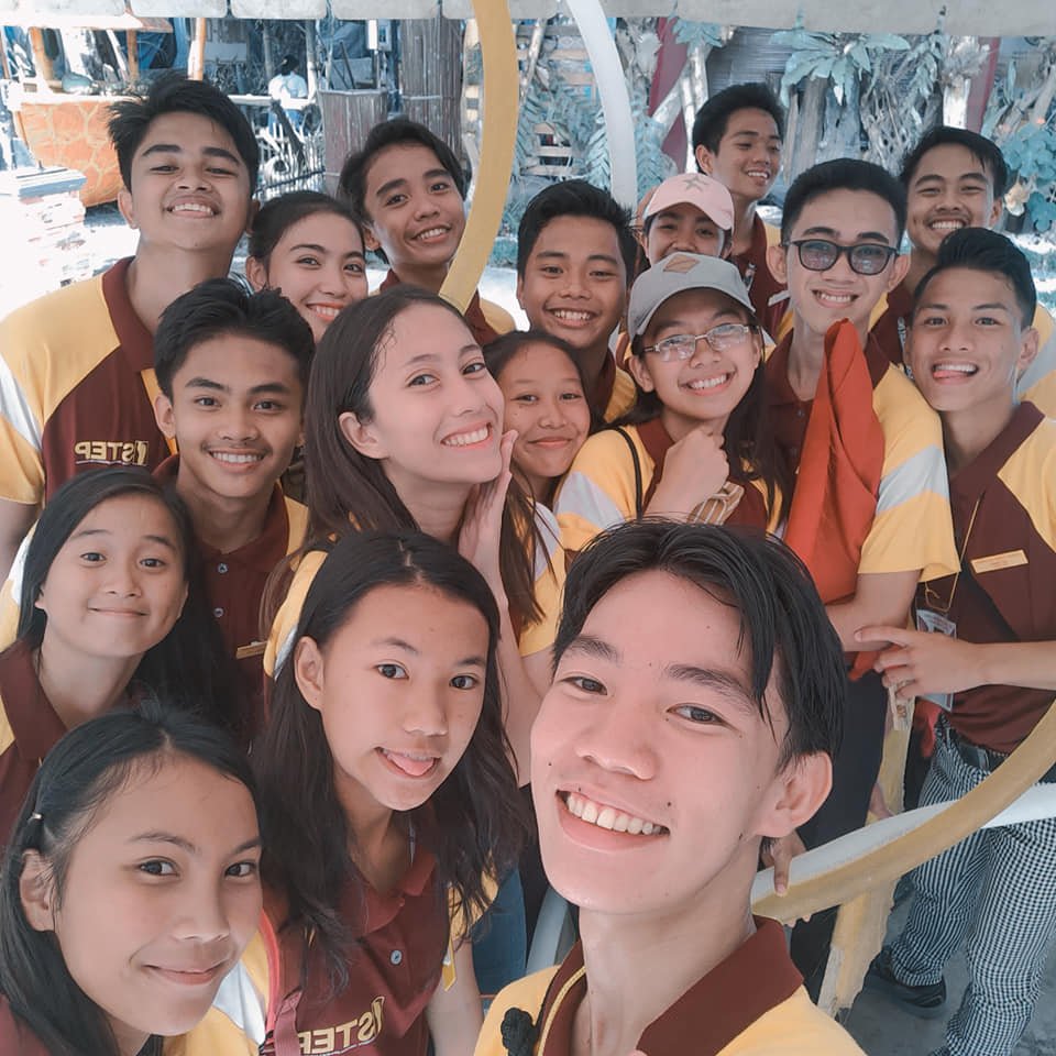 ssgtomasians's tweet photo. MAGSADYA KITA! STO.TOMAS ABANTE PA!
#60thArawngSto.tomas #parade #SSGUpdates https://t.co/yW4KEk61et