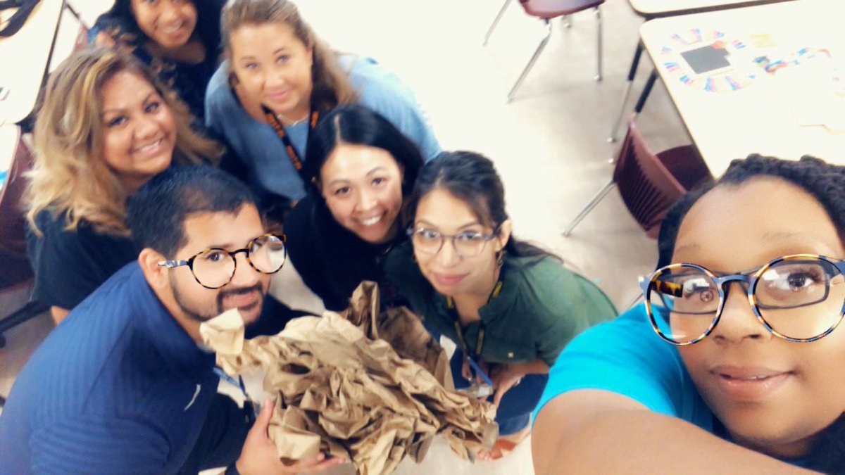 We are Picasso’s!!! #stemisoursuperpower #cecolts #TeachersRule #artinourschools <a href="/SolmariaBds/">Solmaria Benavides</a> @cecolts