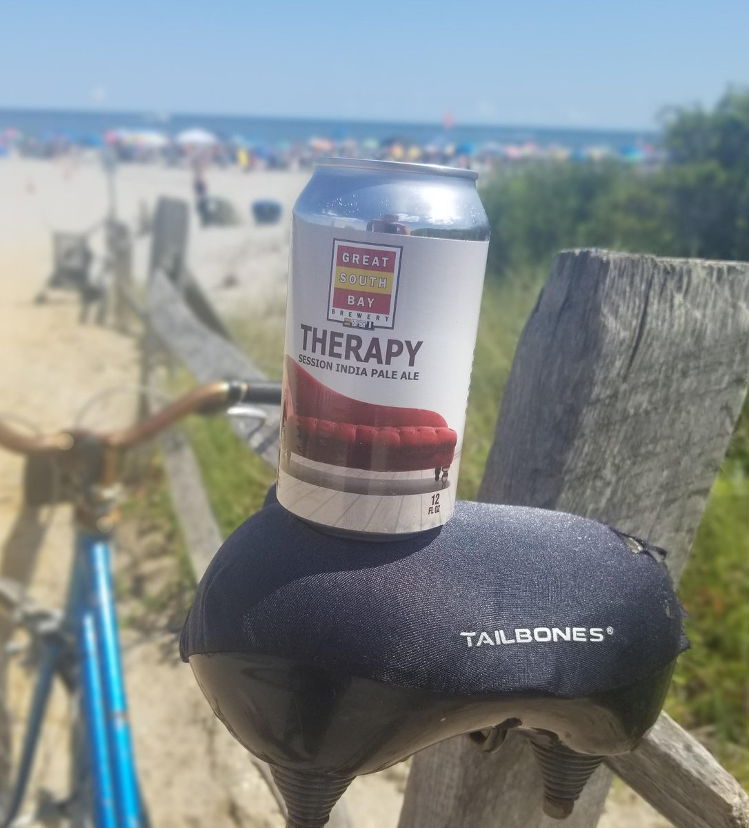 greatsouthbay's tweet photo. Take a ride with #GreatSouthBay. Our therapy session is made for any occasion. Perfect for a drink on the beach, or anywhere the wind takes you! #LongIsland #Bayshore #NewYork #brewery #askforgsb #GreatSouthbayBrewery #beersnob #beernerd #beerstagram #instabeer #beerporn https://t.co/k6OKTMkAPI