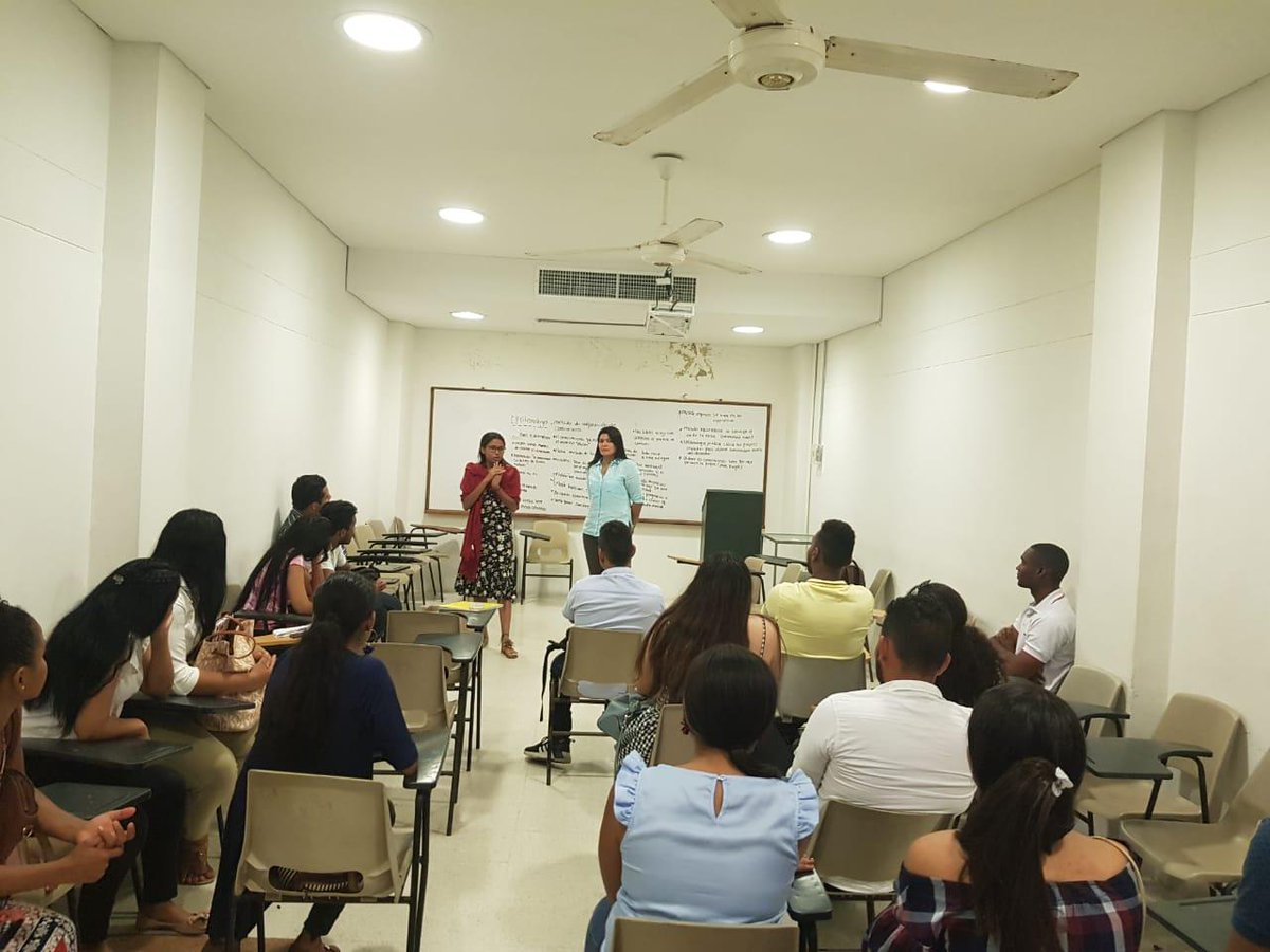 CURNHumanidades's tweet photo. Inicia Ciclo de Actividades de formación del Semillero de Investigación SIFAD-Programa de Derecho @UniNunez Sede Cartagena II PER 2019. Estudiante Investigadora, Angie Estarita, socializa resultados de estancia de investigación en México🇲🇽, en el marco del #ProgramaDelfín2019 https://t.co/igVkQEayC6