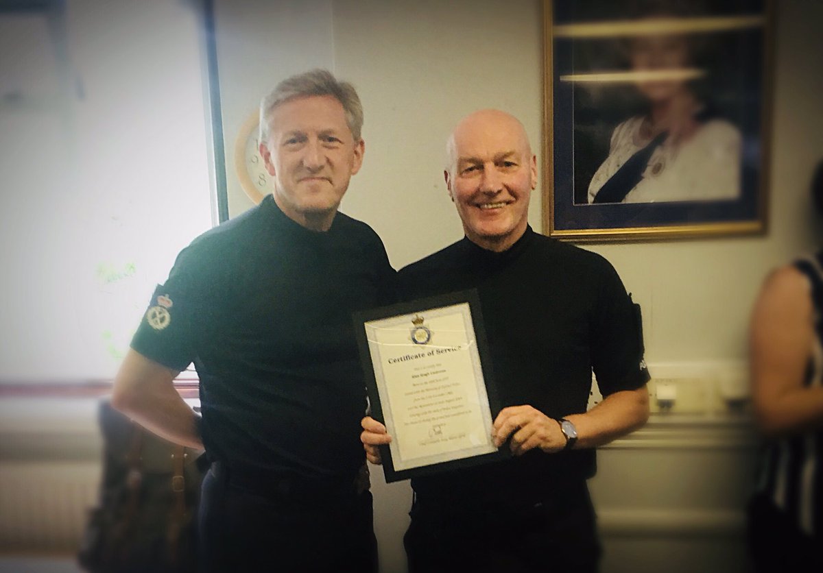 MODPolice's tweet photo. This week we say farewell to Insp Alan Cameron as he retires after 37 years’ service.Before his recent promotion,Alan spent 25 years of his MDP career as a Detective Sergeant in #MDP_CrimeCommand,working on cases which took him all around the UK & overseas.#HappyRetirement Alan👍 https://t.co/JN0A9VHNpw