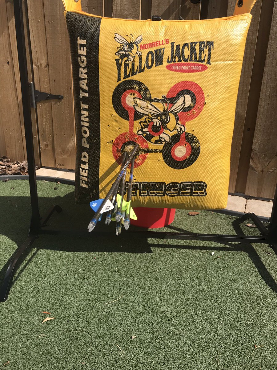 209kimleon's tweet photo. Backyard practice https://t.co/fOUIq4KXBE