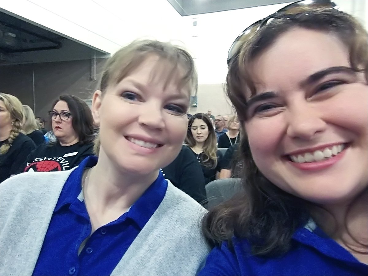 HollyK_EdTech's tweet photo. Love these smart, creative, innovative ladies! #dlsedventures #kickoff19 @mrsgooch7 @Cirzy_EdTech Here's to a great year with the @CFBDLS team! ❤💻😁 https://t.co/MLSLGbe0u9