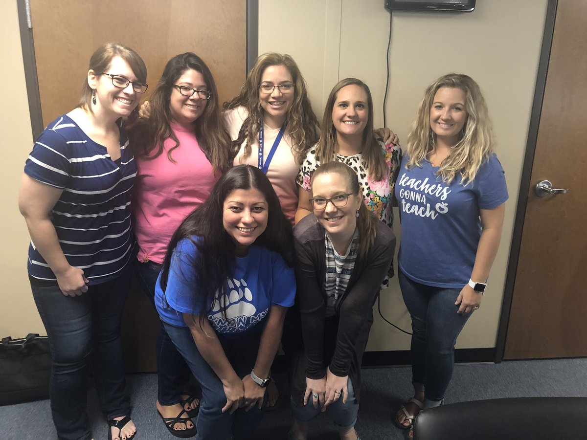 amandalong29's tweet photo. Go Team! Building number sense and fact fluency this morning! @wsisdschools @Liberty_WSISD #empoweringbearsLIB https://t.co/379DnEgoLp
