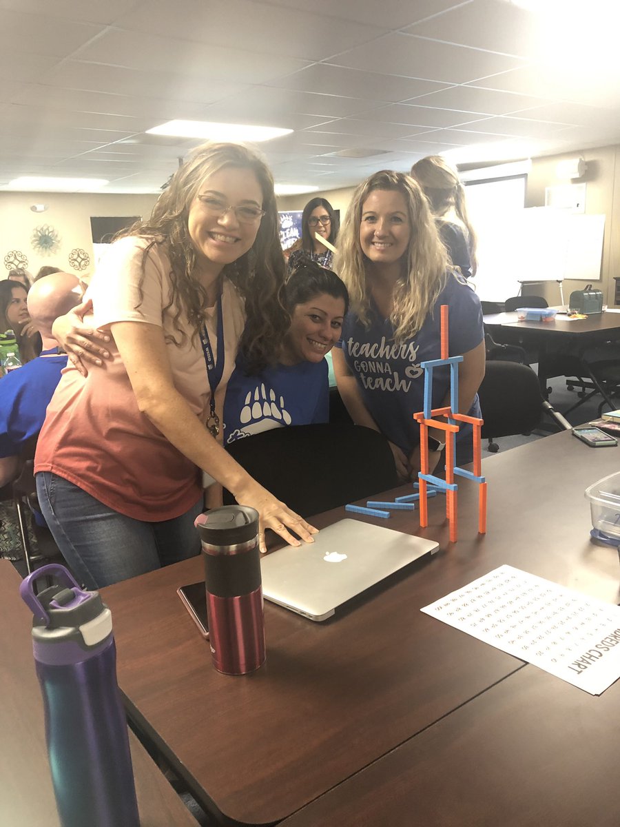 amandalong29's tweet photo. Go Team! Building number sense and fact fluency this morning! @wsisdschools @Liberty_WSISD #empoweringbearsLIB https://t.co/379DnEgoLp