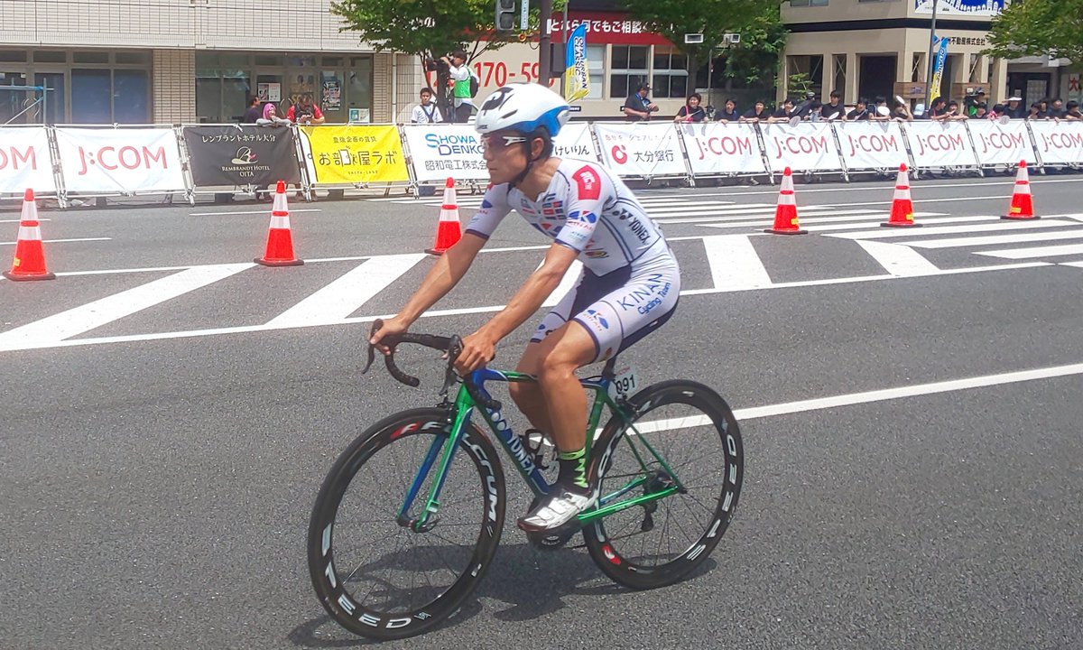 gy0or0o's tweet photo. #ocf2019 市民パレード中のキナンのなかじこと中島選手。
アナウンスで、ファンサの神様と言われていましたが、激しく同意!
いつも素晴らしく反応返してくださるので、初心者でも安心してめちゃめちゃ応援できます! https://t.co/MWrh2vR2Os