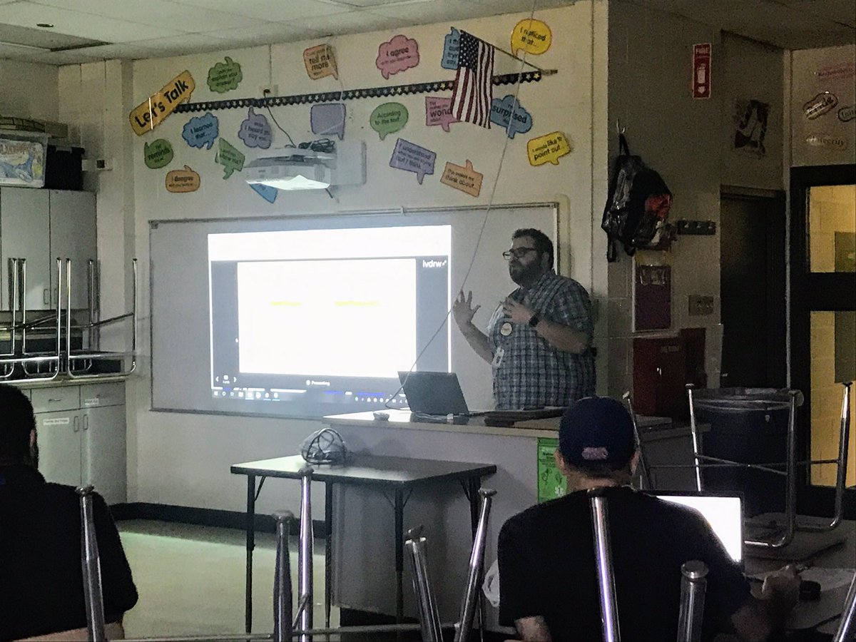 aliciaduell's tweet photo. “Using Technology to Support SEL” with @CFabrikant88! How can we leverage technology to help students develop their social emotional capacity.? #21MiniCon #21Learns https://t.co/WBCpc3Rxox