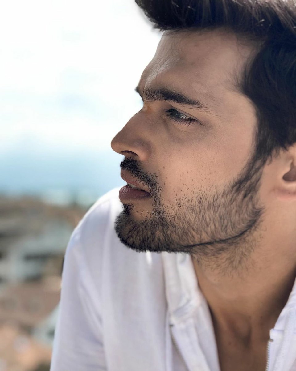 LaghateParthOfc's tweet photo. In the age of beauty apps and filters .. Original beauty still stands out ! 😊
#nofilter
~ @LaghateParth on Instagram ❤
#ParthSamthaan #AnuragBasu #KasautiiZindagiiKay https://t.co/S0wnLOwvsv