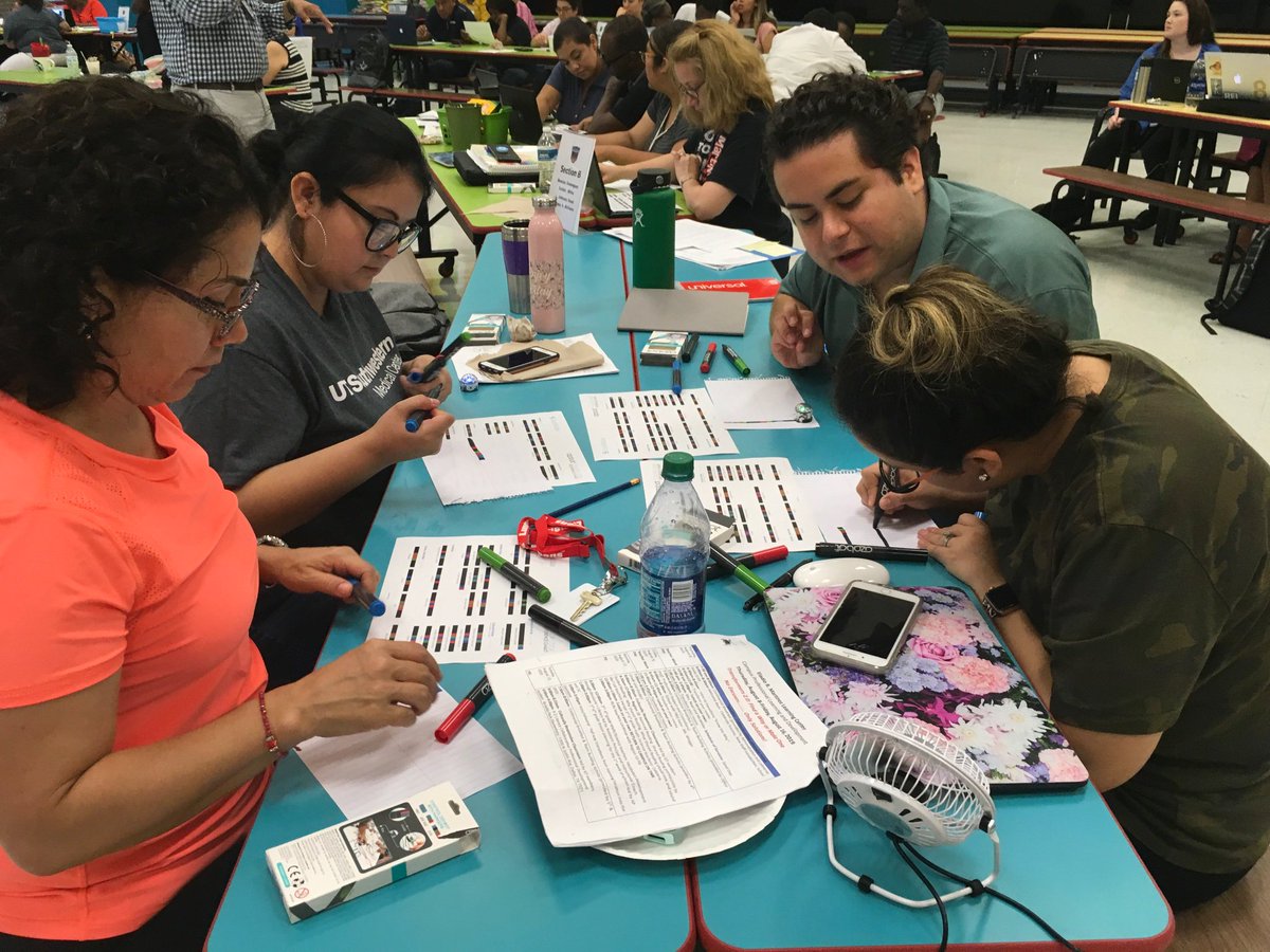 Preparing to launch Computer Science at Martinez! Our Eaglets are going to love it! <a href="/ERMartinezDISD/">MightyEagles</a> #practicethewayweplay