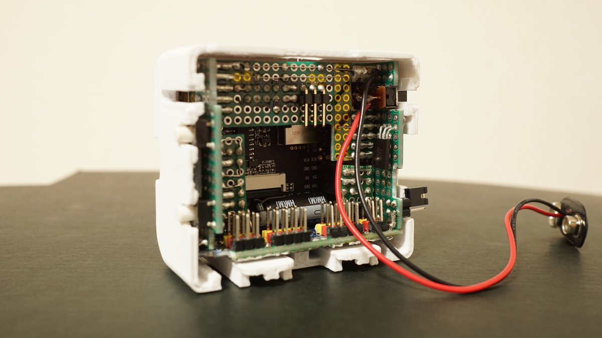 WatakoLab's tweet photo. ついに、PLEN君用のMAix Dock制御基板が完成!廃熱も考慮しつつ、今回も結構立体的な基板構造になりました。外付けマイクやスピーカを後付けできるよう、スペースに少し余裕を持たせています。といっても、サーボ11個を配線したら、結構詰まるんだろうけど…。はやく動くといいなぁ。
#PLEN2 #MAix https://t.co/BsLQehevCG