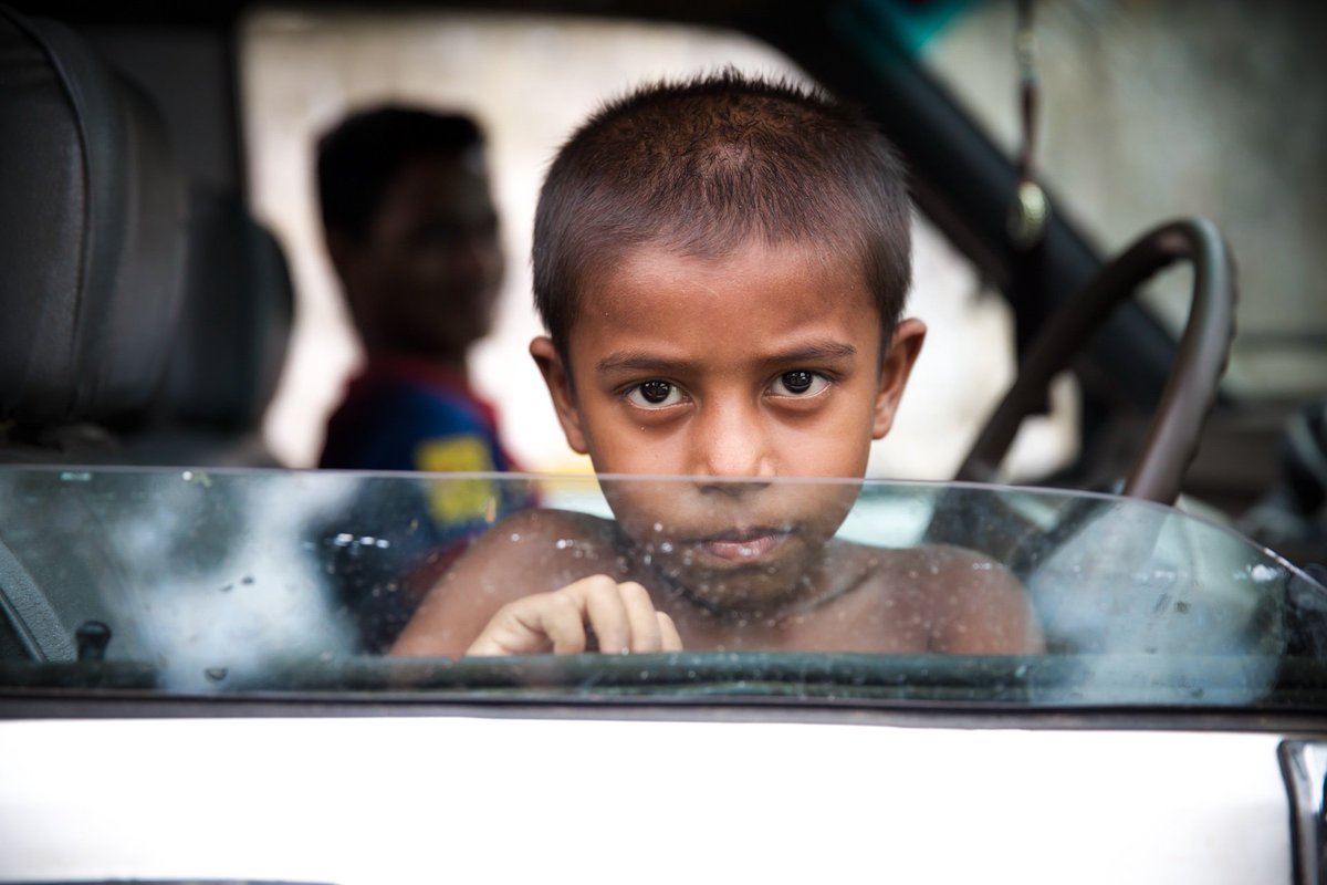 Miro_May's tweet photo. On the Road #Bangladesh #AlamyPOTM 
@AlamyContent https://t.co/iTXEylDq3N