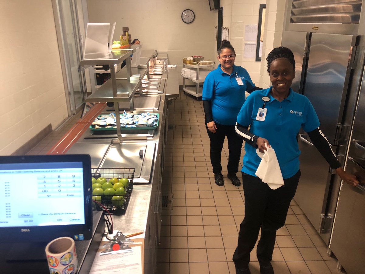 MattMPariseau's tweet photo. Bammel Elementary Team SOARIng into the 1st day of school with staff support for parents, delicious and nutritious food, & instruction that includes reading/writing & arts integration through social emotional learning #SOAR #TheSpringWay #Literacy @SpringISD_Curr https://t.co/oKsFZZ28Pu