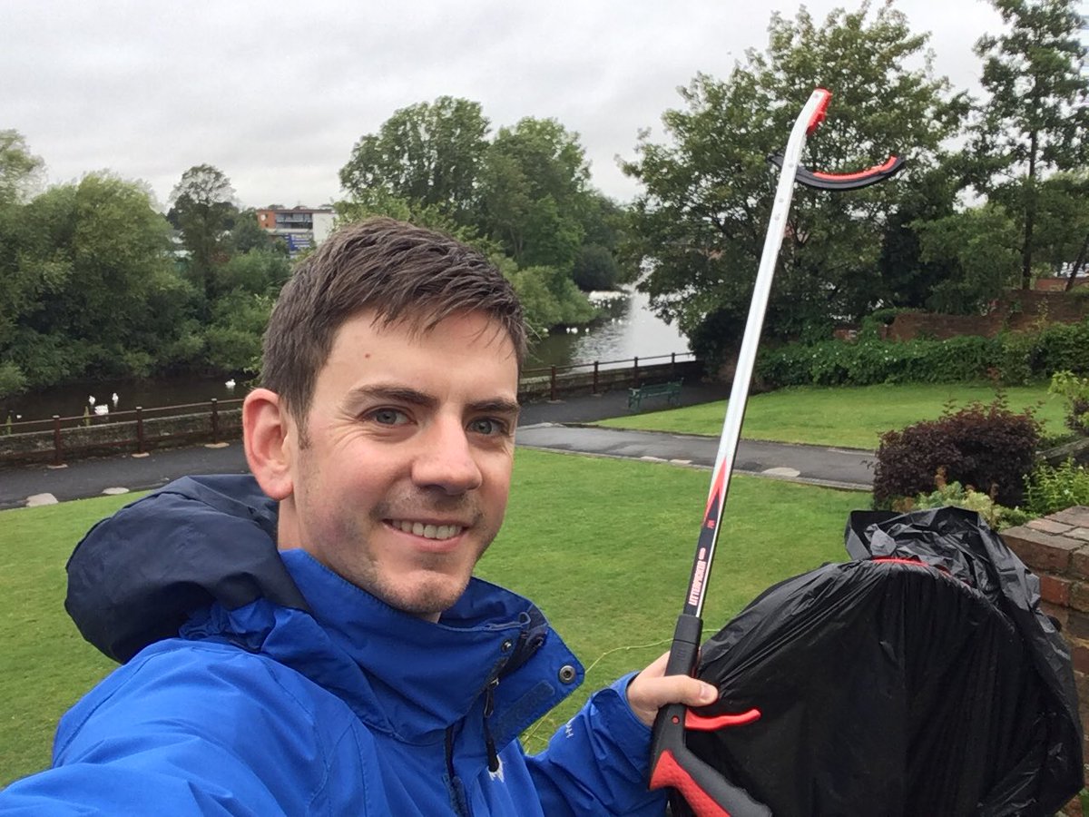 benedictorchard's tweet photo. Quick lunchtime #LitterPick with @DuckworthTrust &amp; @WorcesterBID today along river &amp; cathedral.
40 mins = 127 cigarette butts! #BlitzTheButt
Also 4 N2O canisters, sweet wrappers &amp; drinks cans/bottles. Great to get out in our new home &amp; help keep #Worcester clean! @UKrubbishwalks https://t.co/kdj0D8kzLg