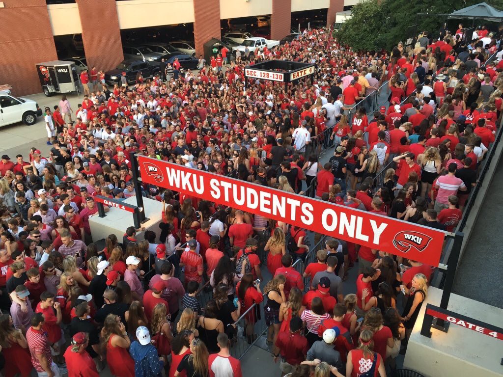 Can it be football season already? 

#GoTops