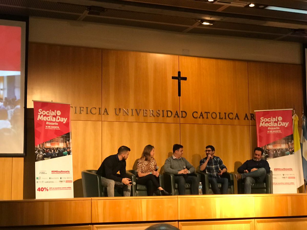 Ricardo Luque, <a href="/MPeyronel15/">Mariano Peyronel</a> <a href="/Sofisl/">Sofia Schoo Lastra</a> <a href="/AgustinMLago/">Agustín Lago</a> llegan al Panel De Medios #SMDayRosario