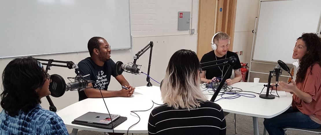 LSEHEBlog's tweet image. Listen to our first podcast with 3 ChangeMakers talking about volunteering, what happens when things don't go as planned, conducting research w/ top LSE profs, juggling responsibilities and more bit.ly/2KvYrsa @stormparadex @brianwalks @LSELaw @MediaLSE @GordonCE