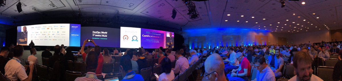 ravibabu1985's tweet photo. Keynote stage #DevOpsWorld #JenkinsWorld https://t.co/6BkRH42bcr