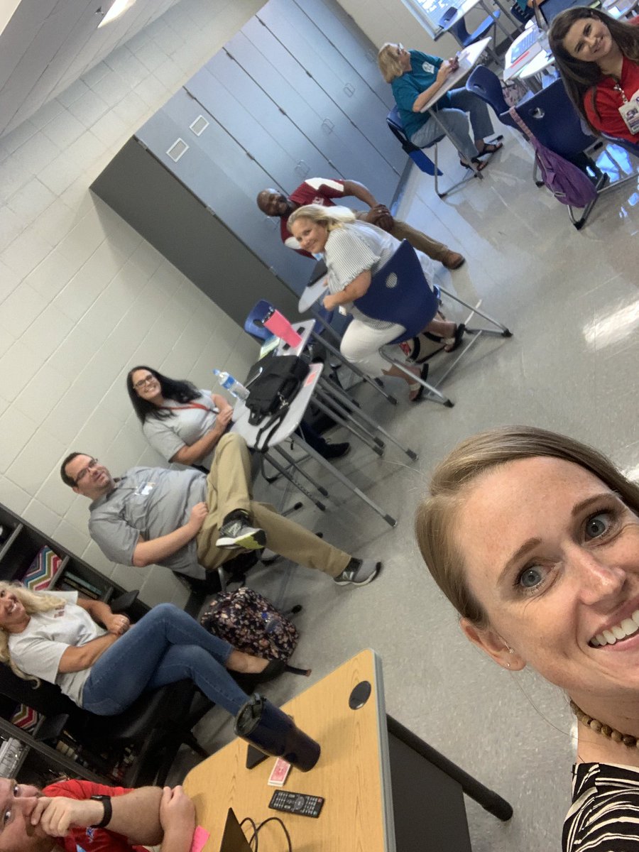 missgkelli's tweet image. If you haven’t heard about @GooseChase @GooseChaseEDU....what are you waiting for!!! #edtechfun #teachersgettingprofessionallydeveloped #d5inspires #WeAreD5 @SpartanburgD5 @DavidKalk