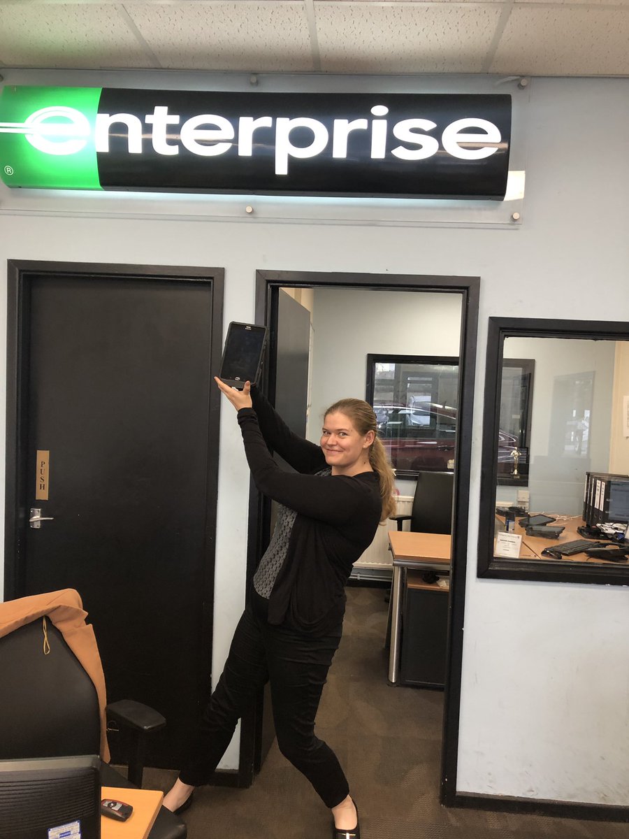 laura_hinch6's tweet photo. @JessicaFarrow17 embracing the power of the launchpad after a successful day running the fleet at bootle today 🙌🏻 Great job! 👌🏻 #cleancarshowroom #confirmation #clarity #closure @Parmstrong91 @kierancregan https://t.co/K1HpFuJh6K