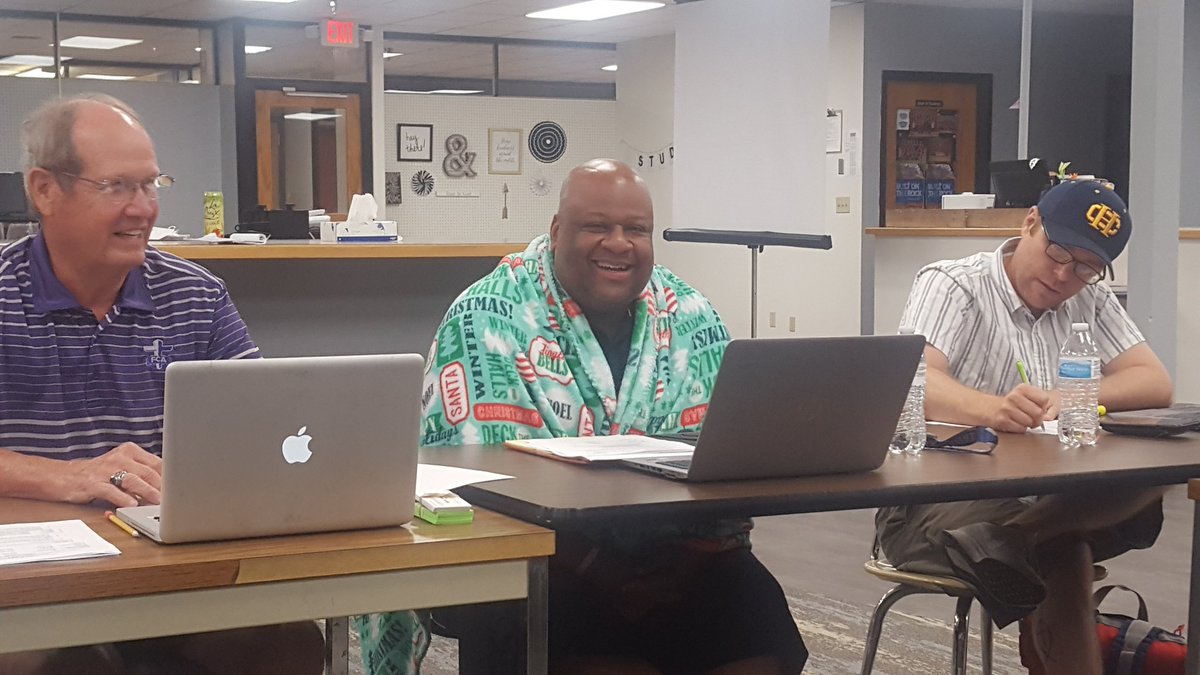 SAVHSActivities's tweet photo. The Tri-Metro Conference ADs are meeting today kicking off the fall sports season . . . this year's conference chair, Columbia Heights AD Antwan Harris (center), is looking especially sharp battling the cool August weather :) #TMCPride https://t.co/jWfyH9IyGo