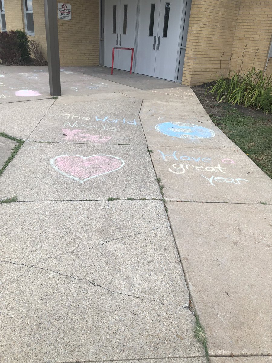 Love the love being spread on the way in. #pts_excels